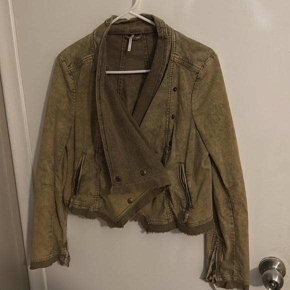Free People Shrunken Moto Cardi Jacket in Moss Army Green - Picture 3 of 9